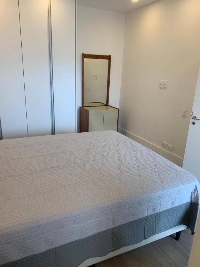 Flat Com 65 Metros; Sala; Duas Suites; Cozinha Recem-Reformado Rio de Janeiro Exterior foto