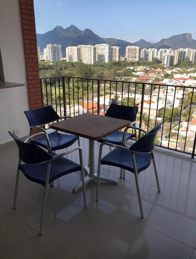 Flat Com 65 Metros; Sala; Duas Suites; Cozinha Recem-Reformado Rio de Janeiro Exterior foto